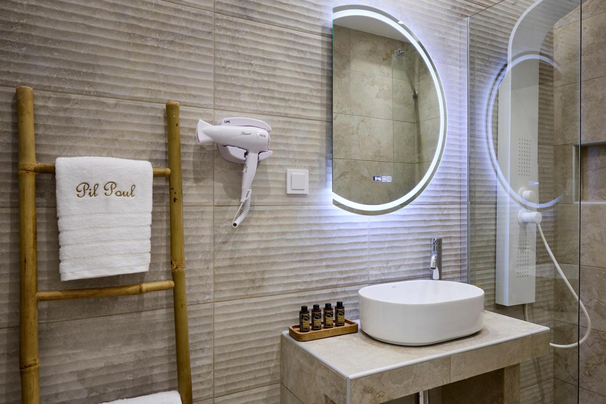 Pil Poul Athens Rooms Bagian luar foto